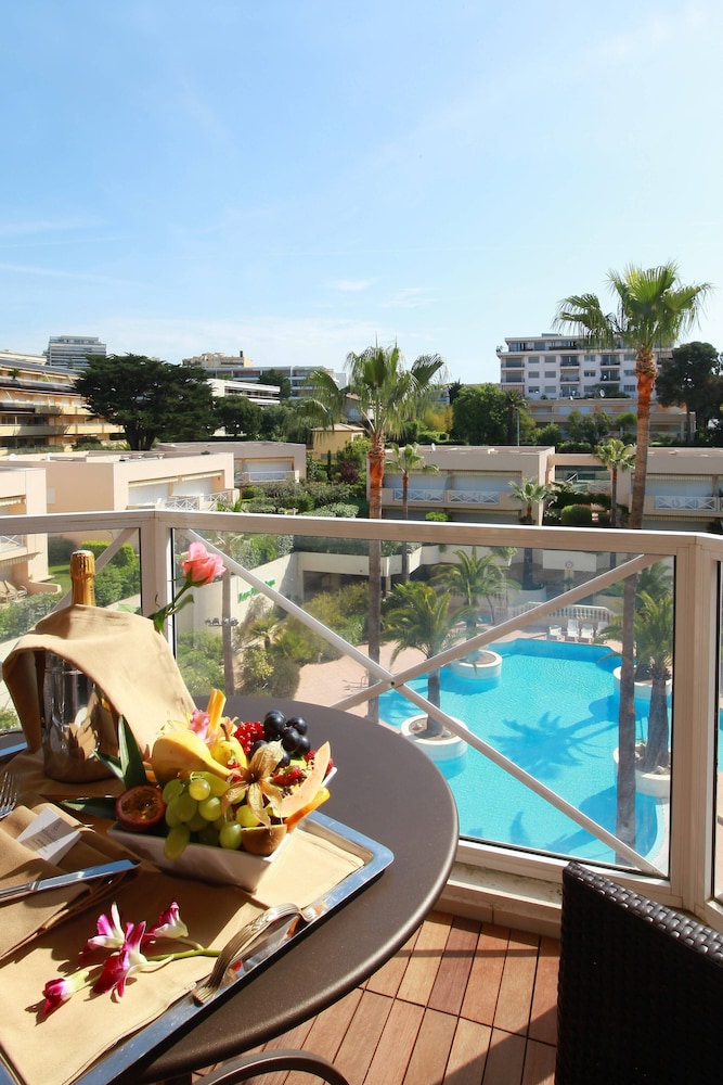 AC Hotel by Marriott Ambassadeur Antibes - Juan Les Pins 3/51