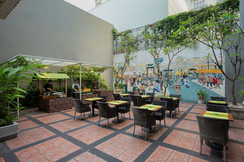 Whiz Hotel Malioboro Yogyakarta 47/48