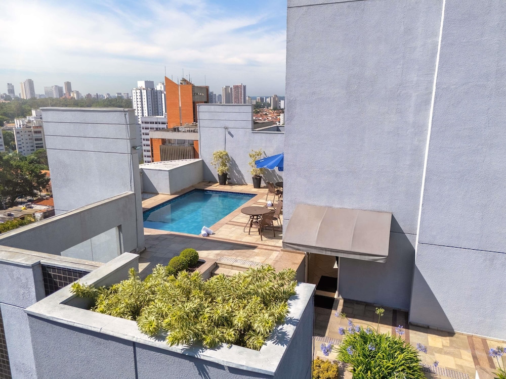 Mercure Sao Paulo Nacoes Unidas 74/76
