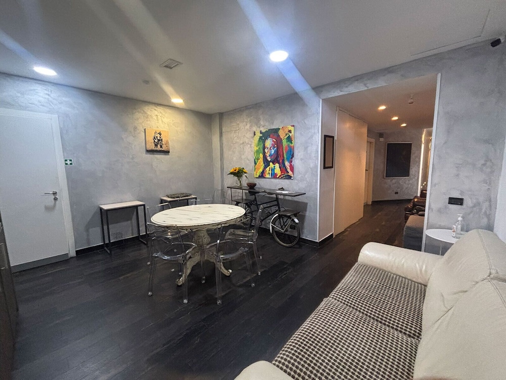 BORGO PIO SUITES INN 43/70