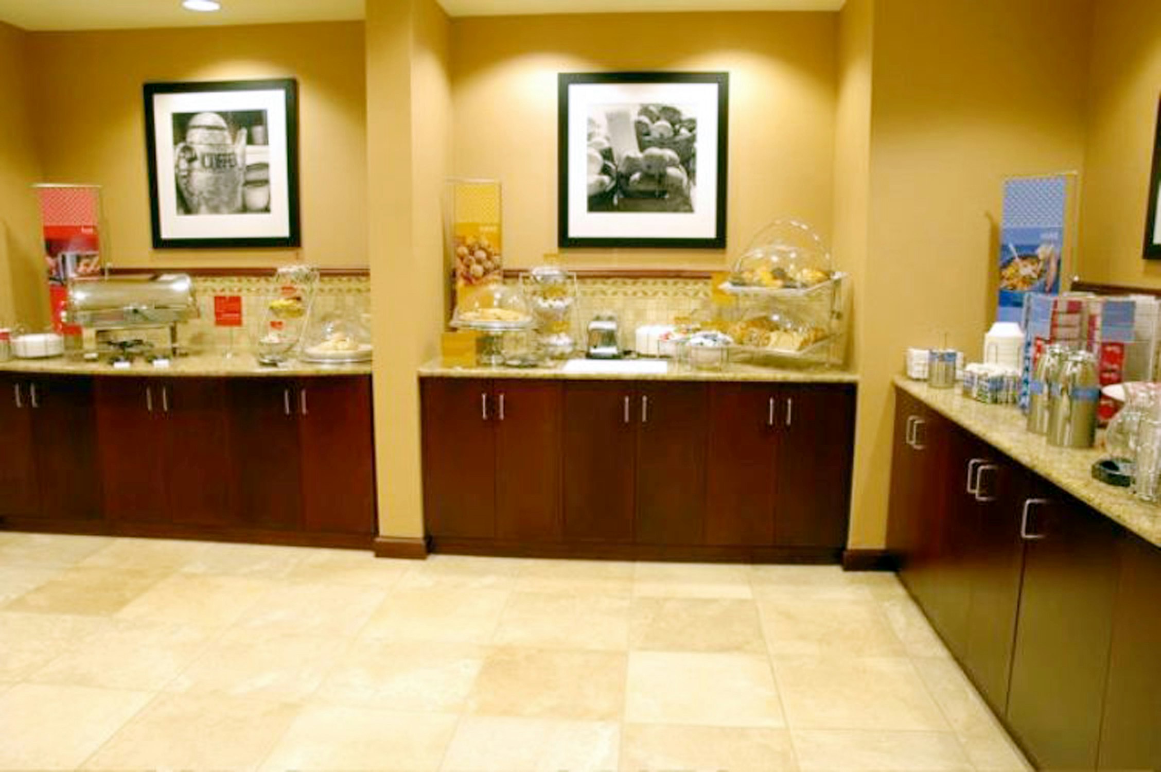 Hampton Inn Calera 4/47