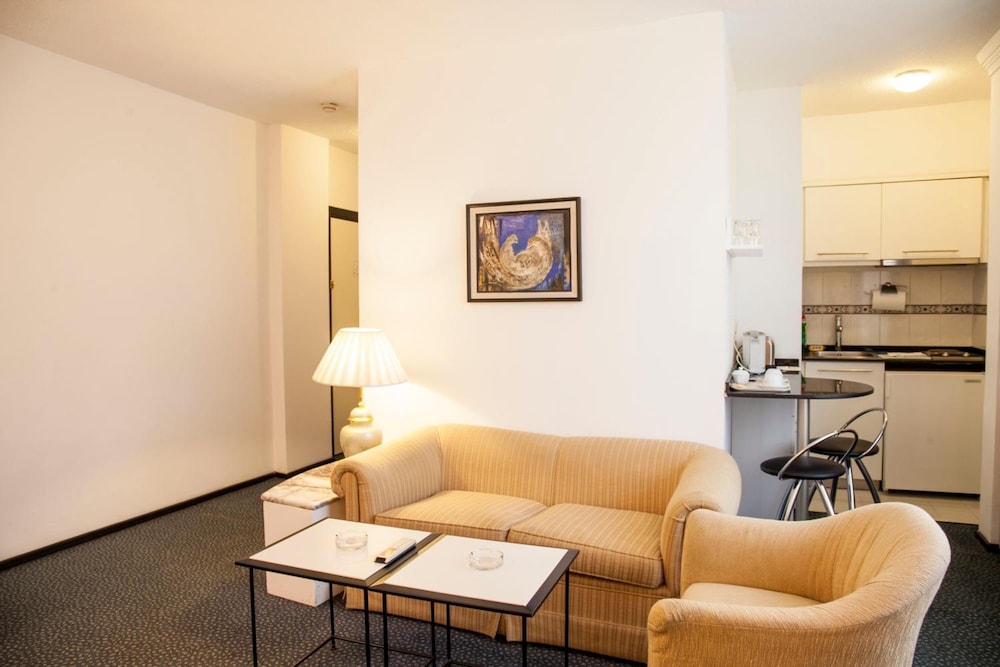 KING HOTEL GUVENLIK 19/30