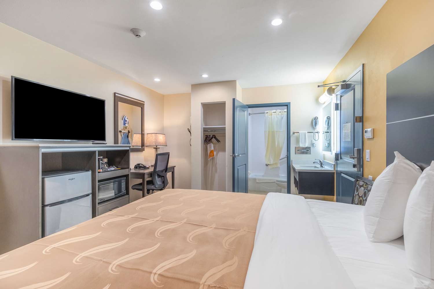 Quality Inn Banning I-10 8/16