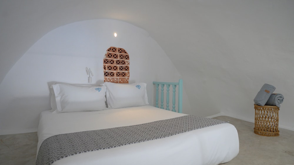 Privilege, 2 Queen Beds, Sofa, Imperial View
