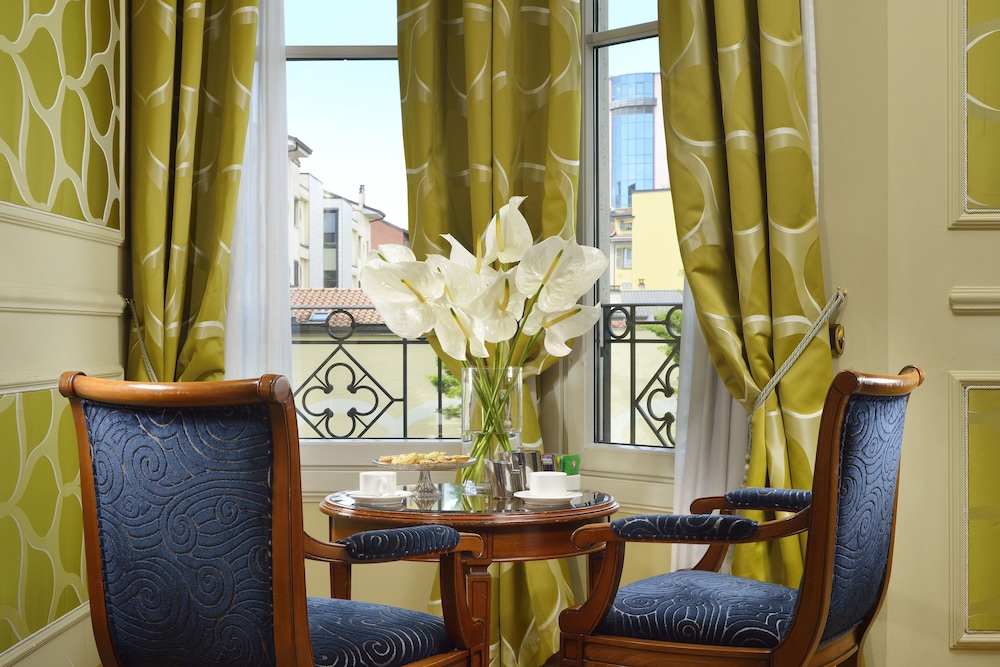 Grand Visconti Palace Hotel 63/75