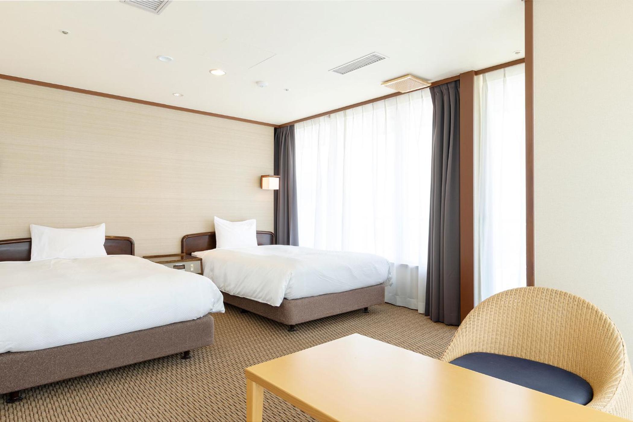 Interior, Japanese, Superior, Twin Beds, 3 Futon Beds, Bathtub