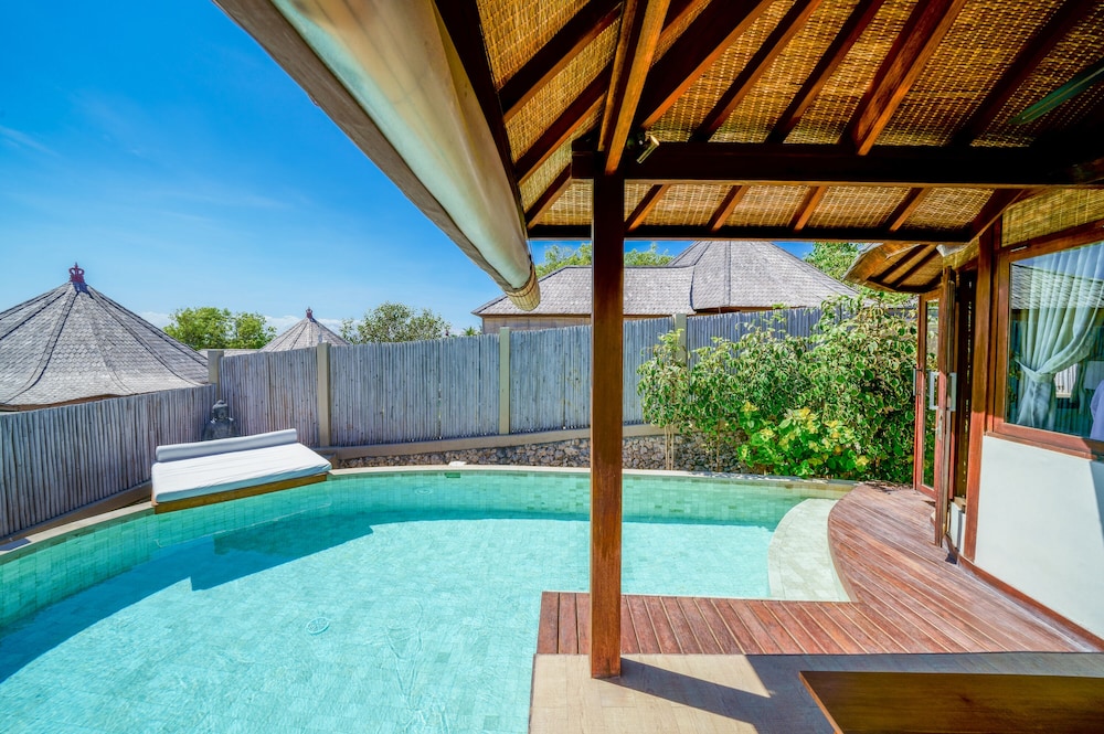 Blue Lagoon Avia Villas 32/50