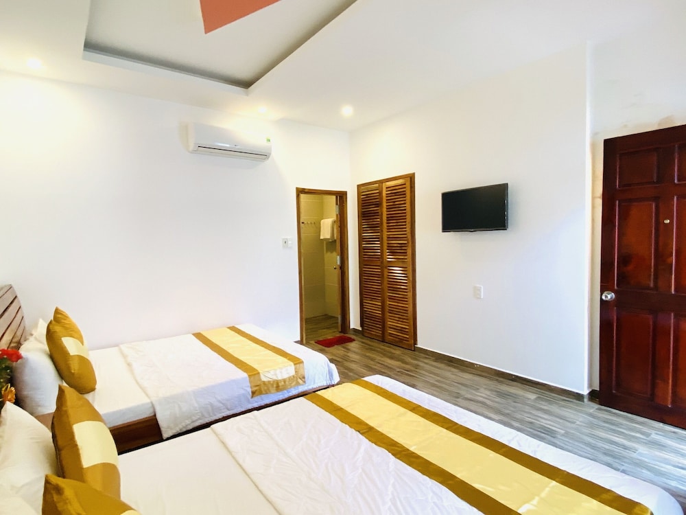 Dong Xuan Hong Guest House 24/49
