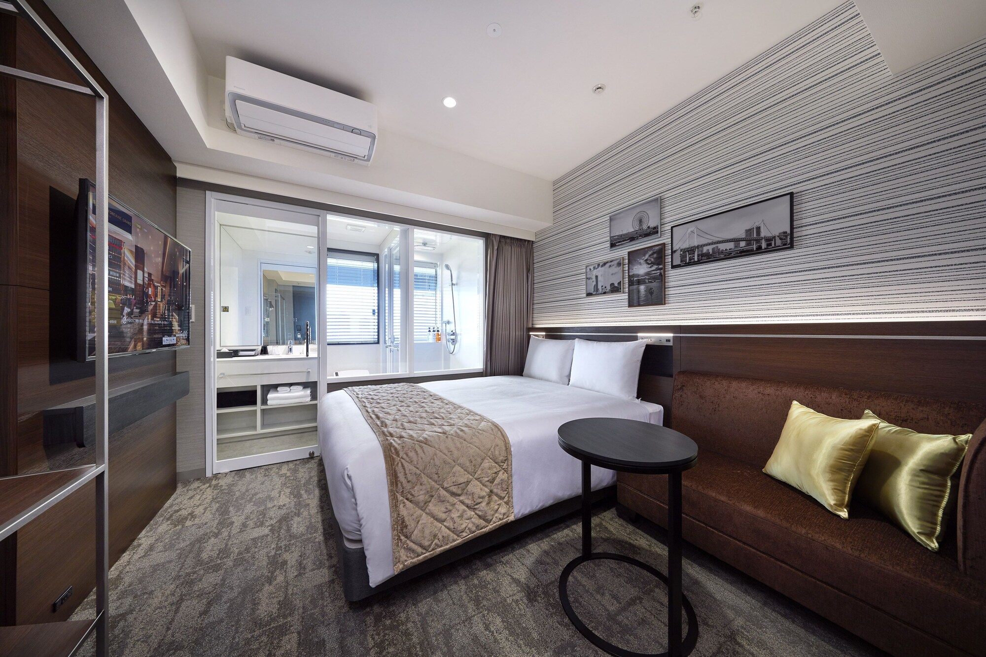 ECONOMY, MODERATE, DOUBLE BED