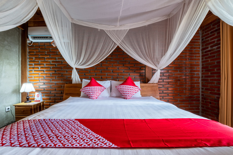 Deluxe, Double Bed, Pool View