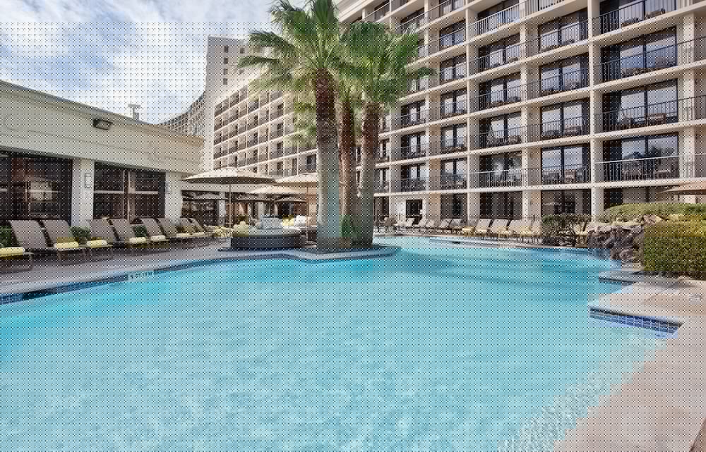 Holiday Inn Resort Galveston-On The Beach