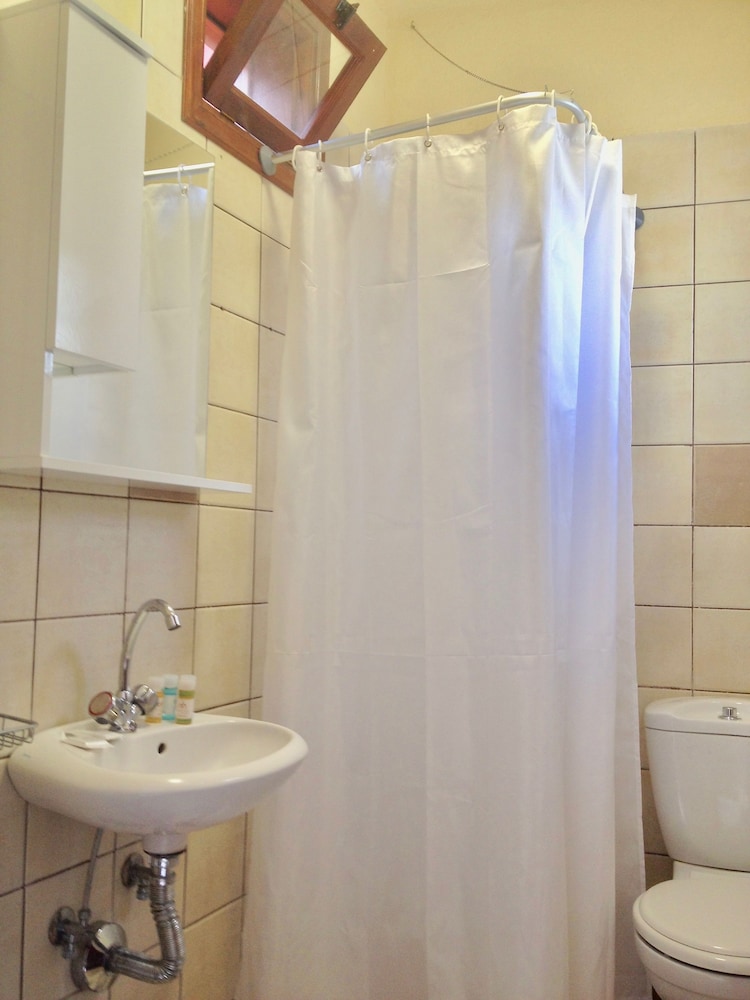 Auberge 32 36/38