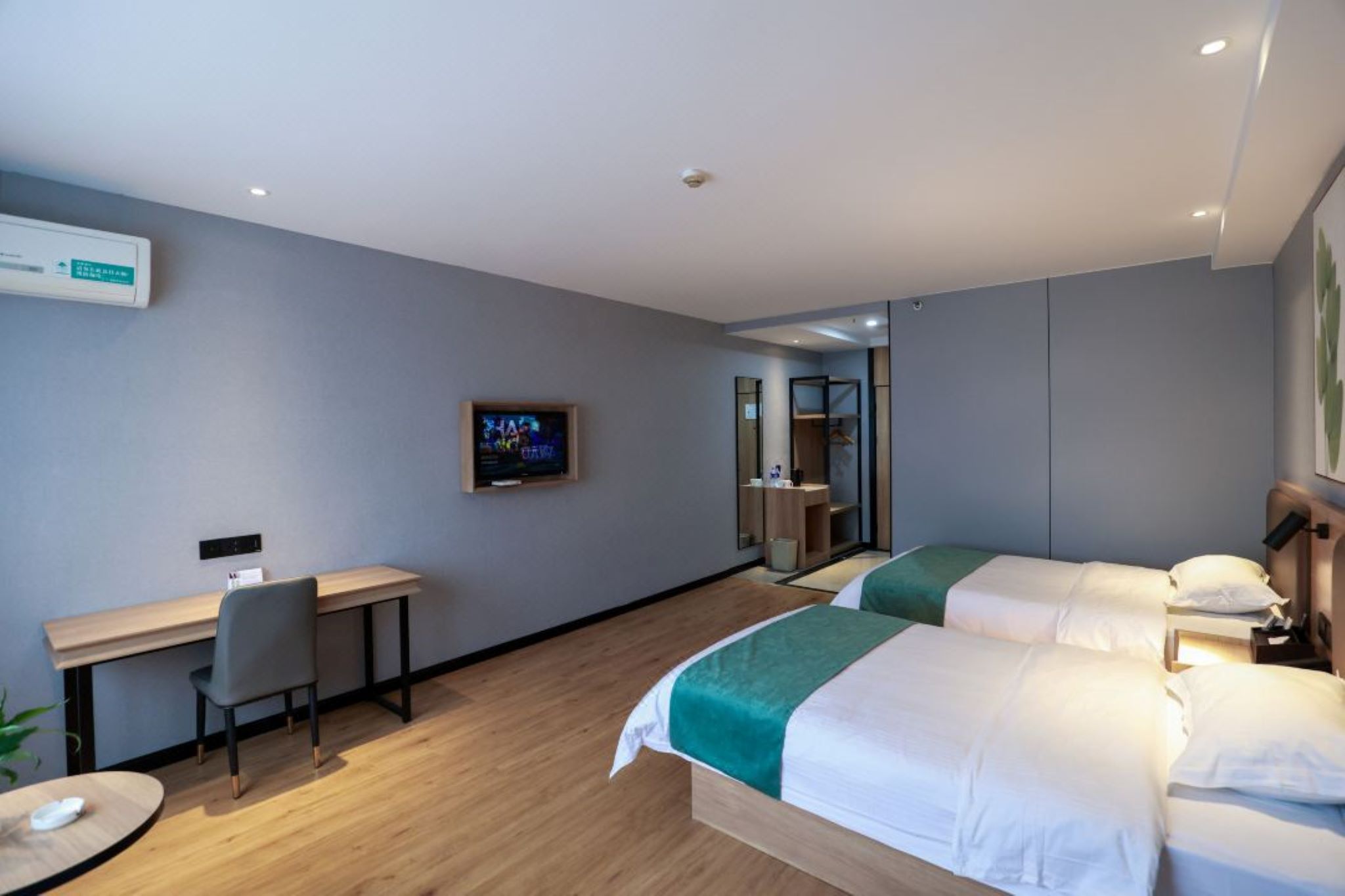 GreenTree Inn Anhui Chuzhou Wandong International Car City Express Hotel 28/44