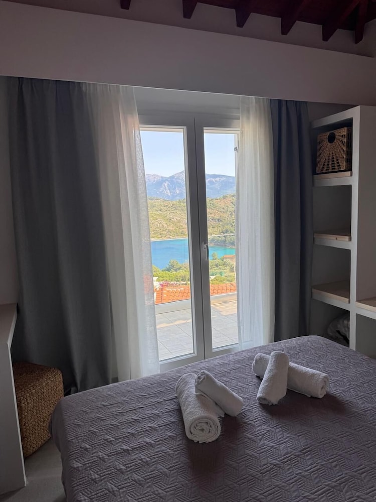 DELUXE, VILLA