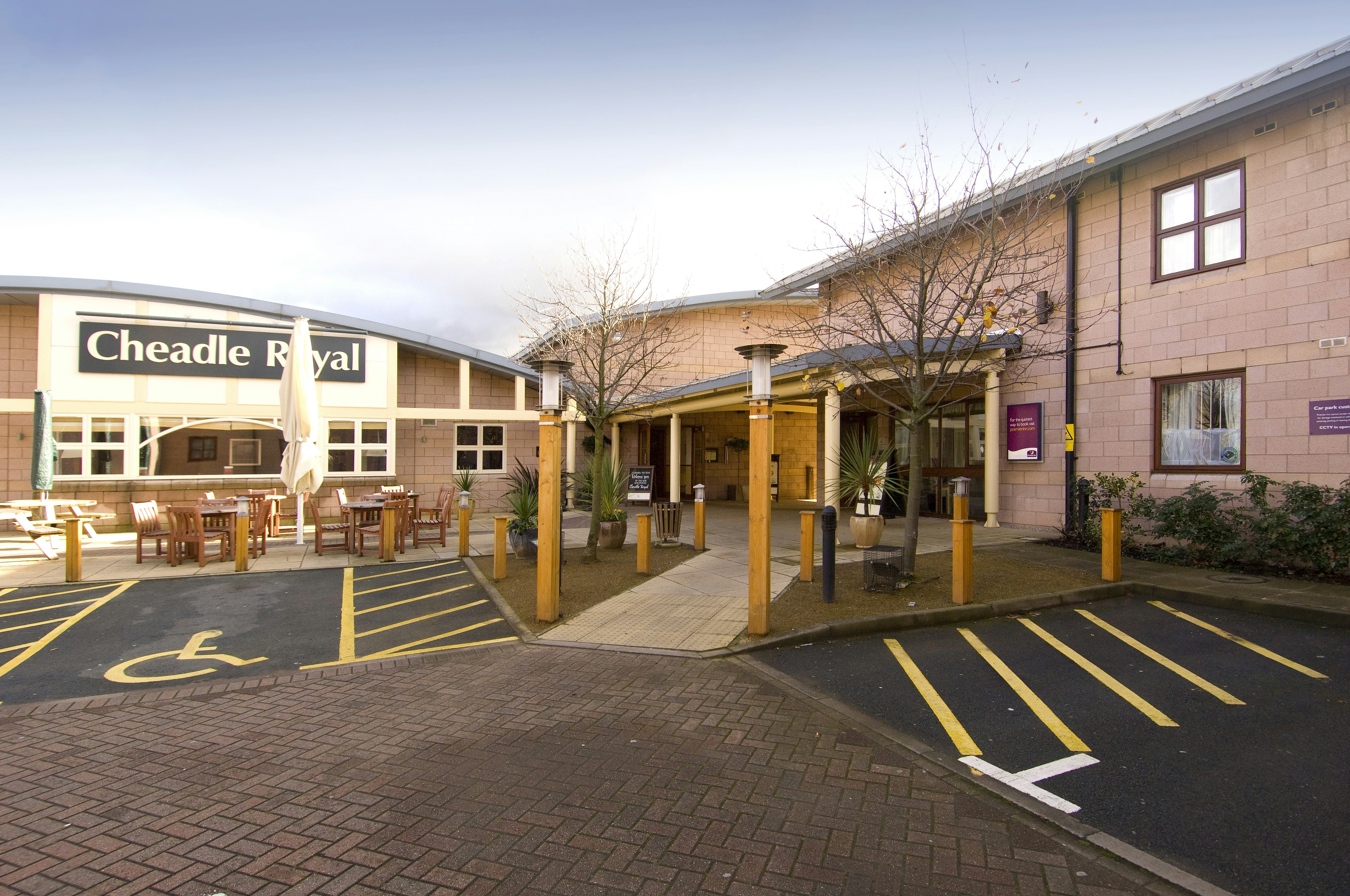 Premier Inn Manchester (Cheadle) 23/28