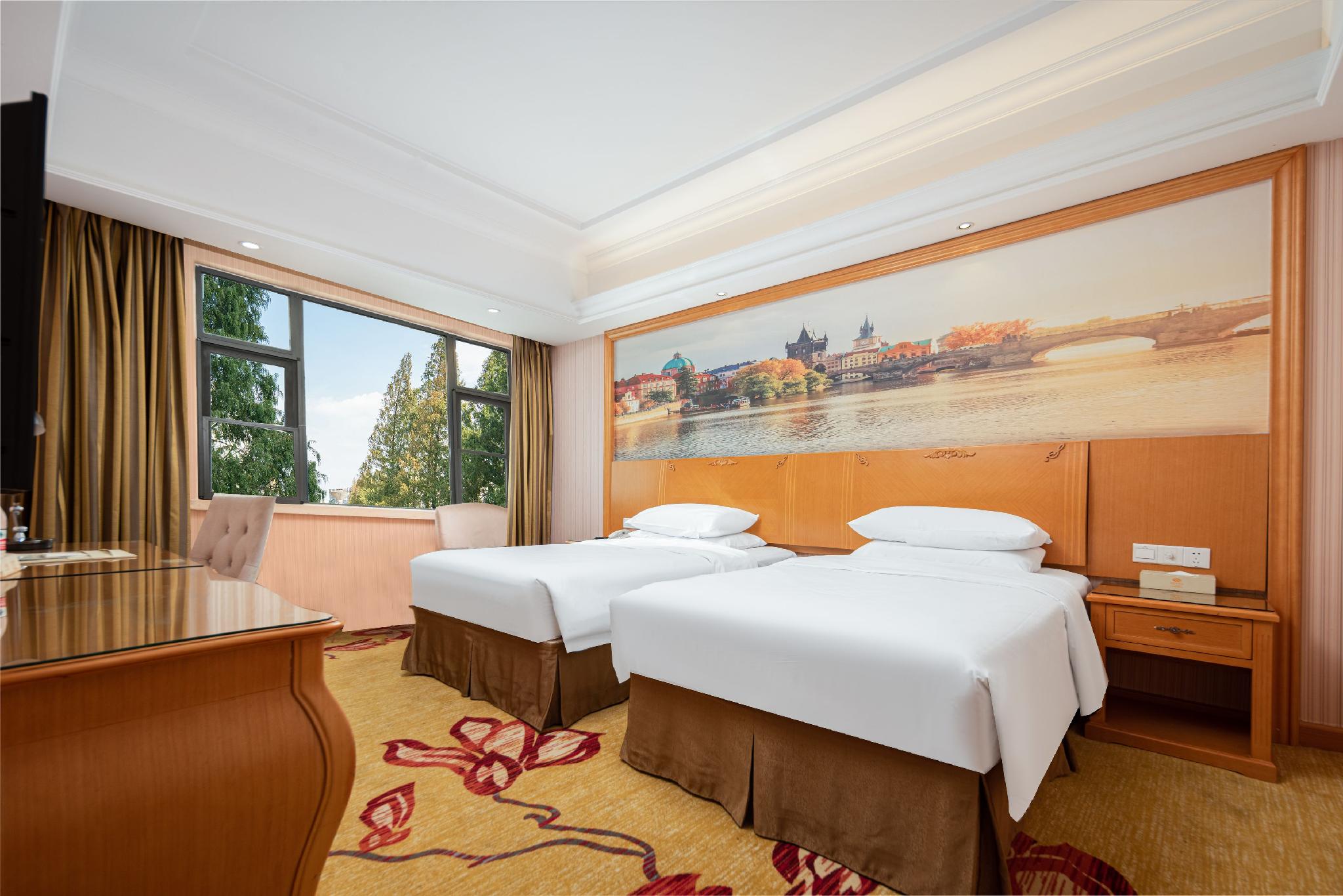 Vienna 3 Best Hotel (Wuhan Huanghelou Hubu Alley) 17/32