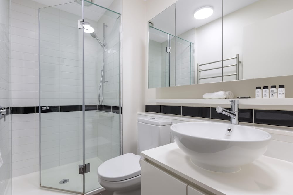 Oaks Melbourne on William Suites 46/50