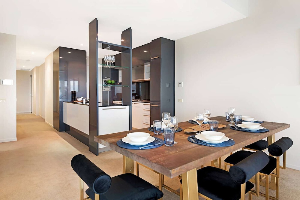 Southbank Apartments - Eureka Tower 30/48