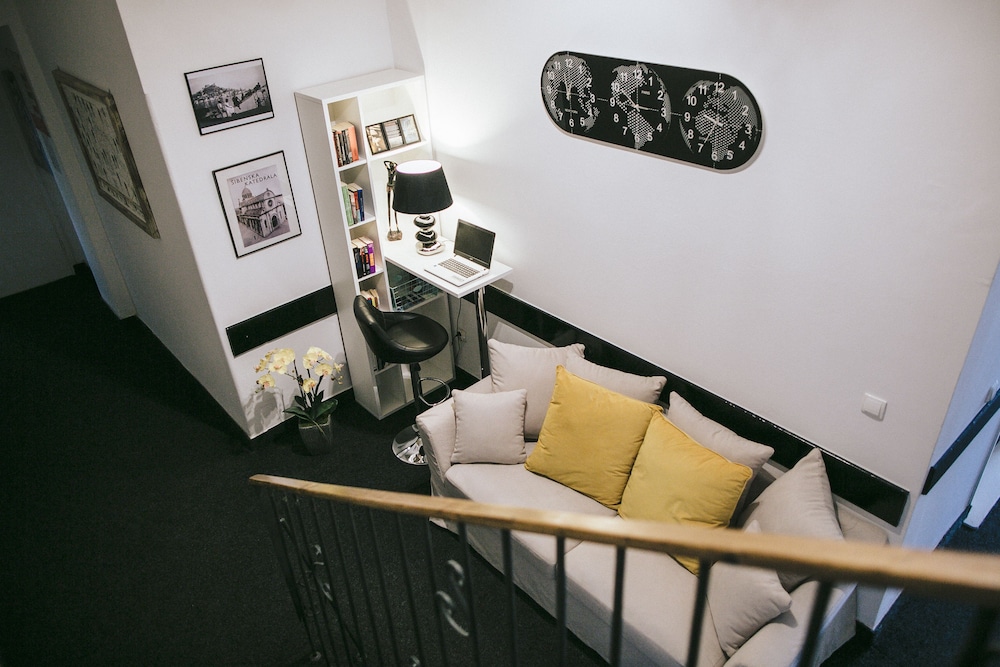 HOSTEL GLOBO 3/50