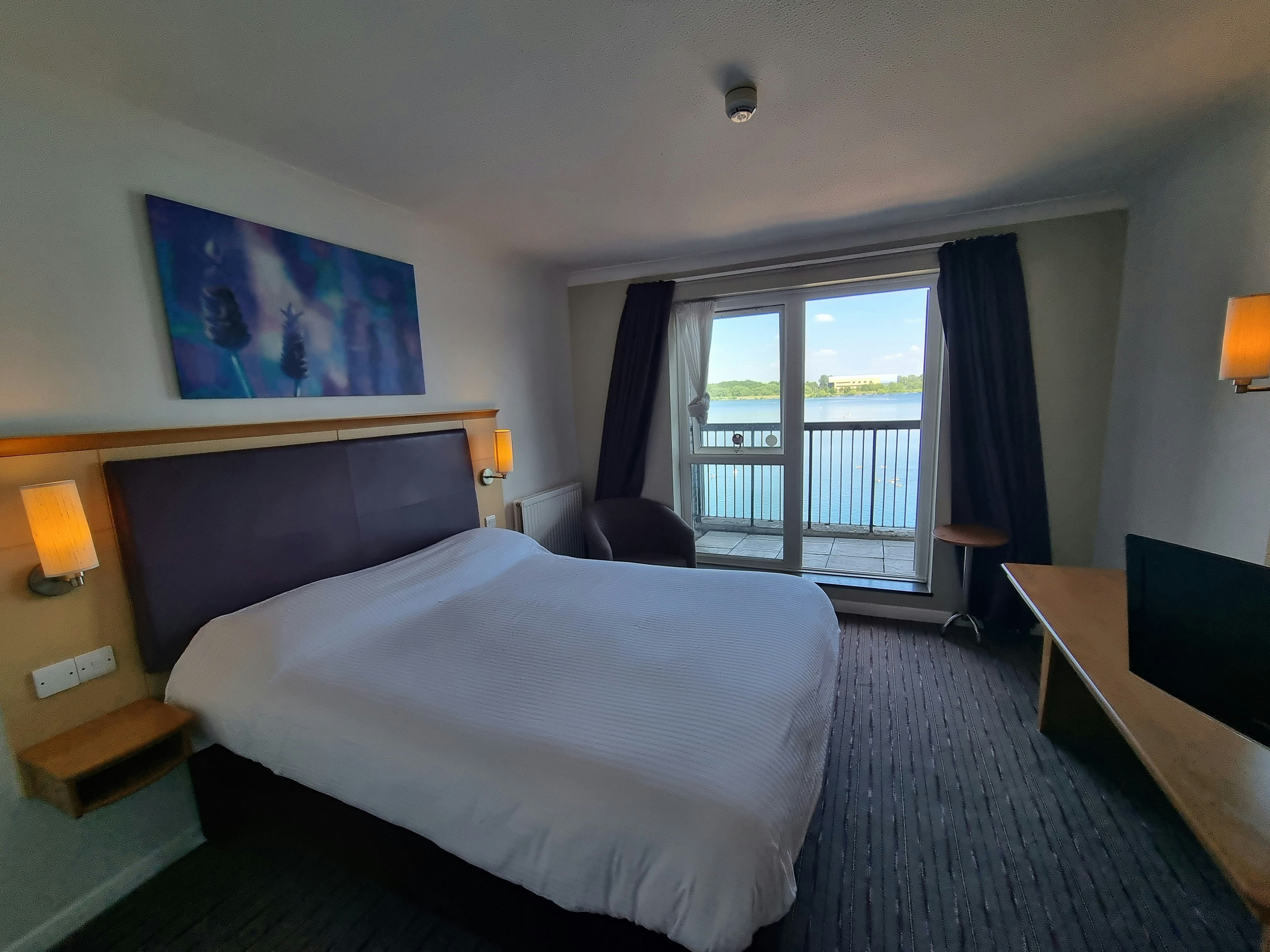 Room, Double Bed