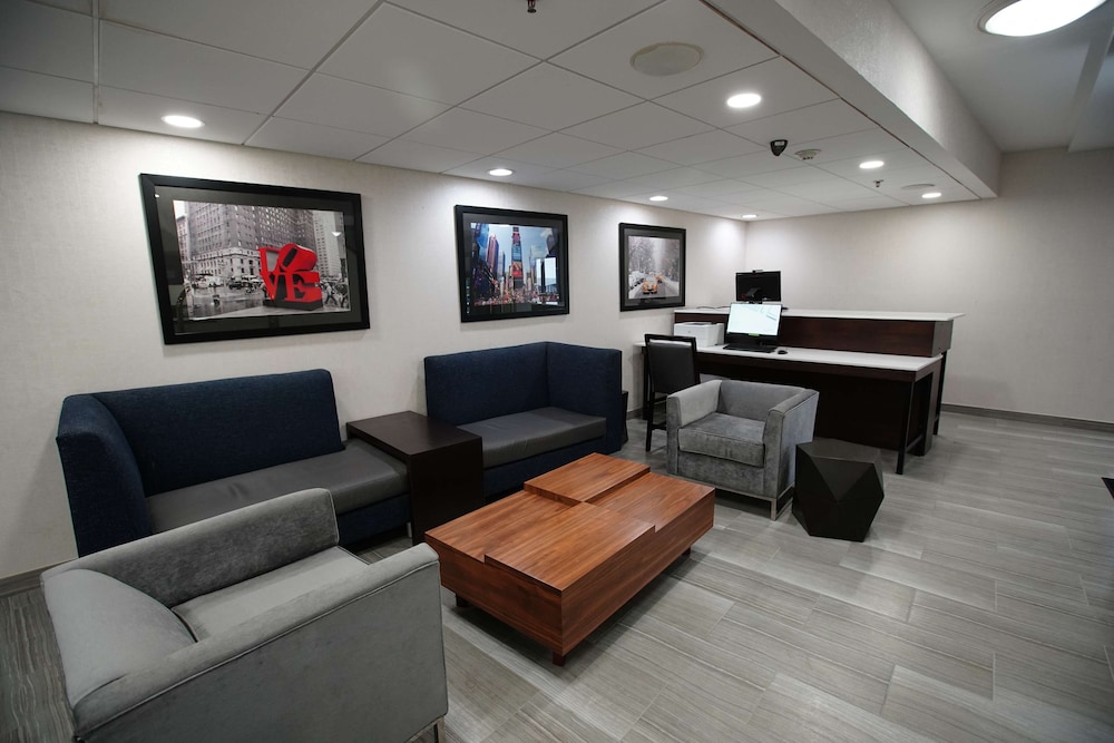 Best Western Paramus Hotel & Suites 27/35