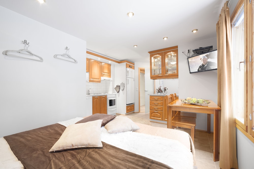 Princess, Suite, Queen Bed, Pet Friendly