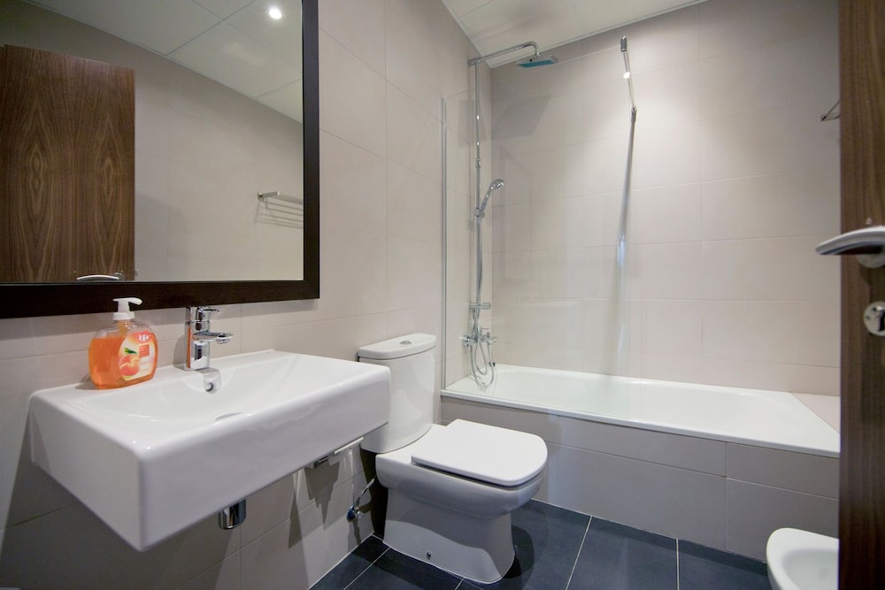 Hostal Bcn Ramblas 13/15
