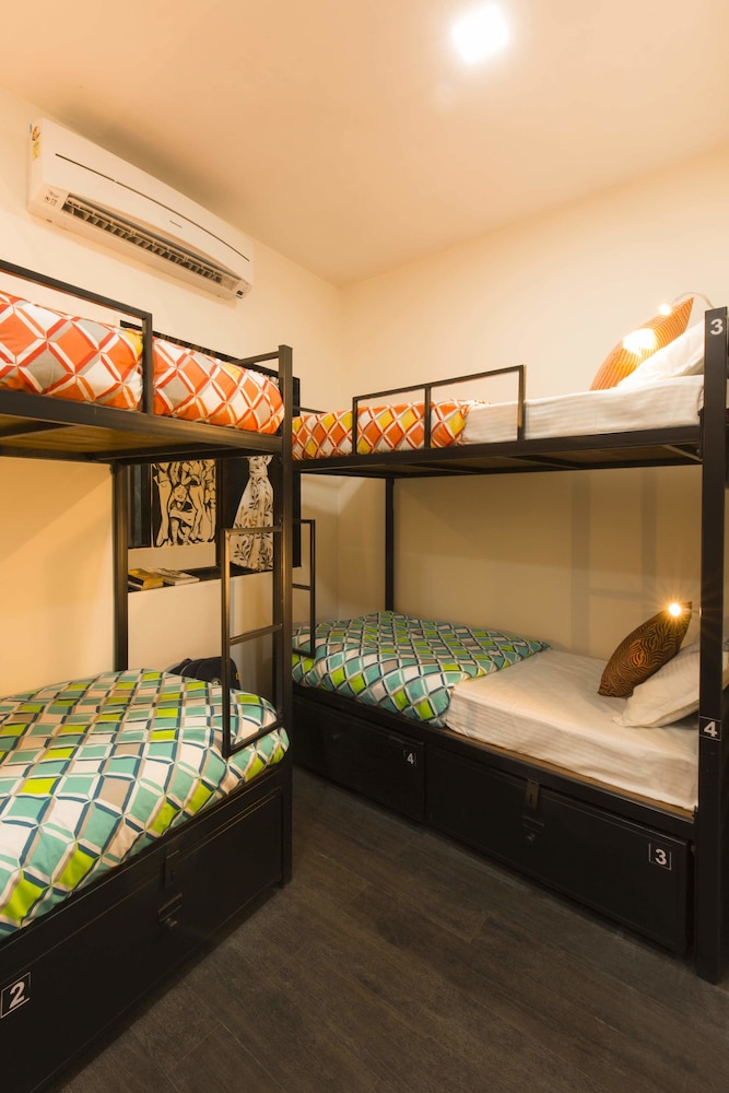 Zostel Mumbai 30/50