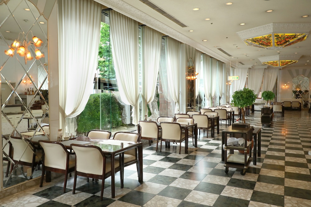 Koyo Grand Hotel 53/65
