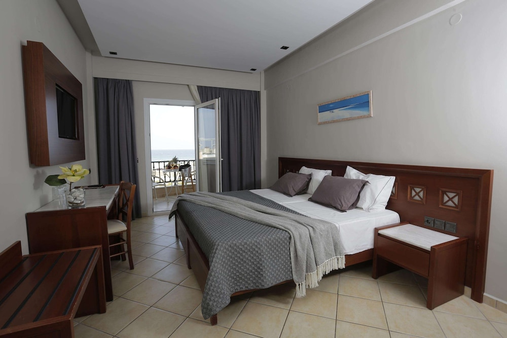 Evilion Sea And Sun Hotel 18/78