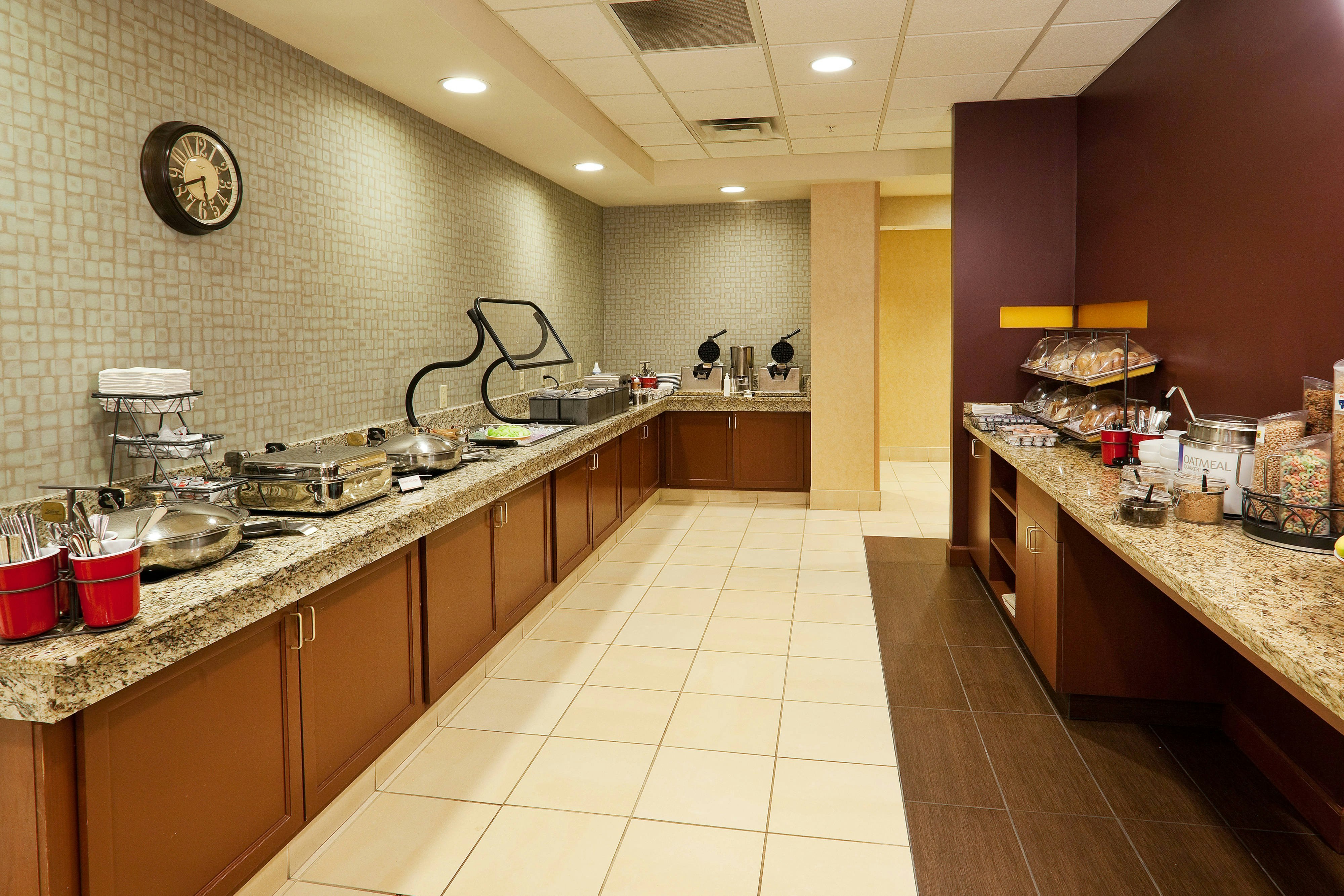 Residence Inn by Marriott Chicago Oak Brook 3/9