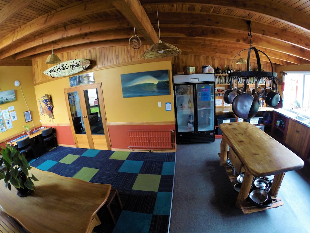 Bazil S Hostel Surf School 20/31