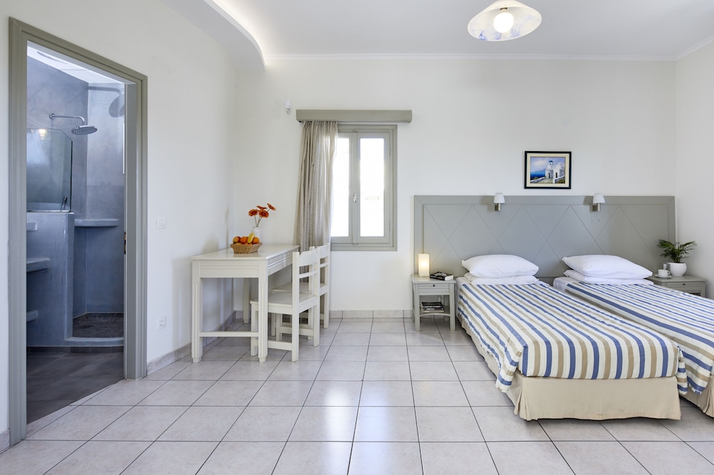 Nissos Thira Hotel 15/62