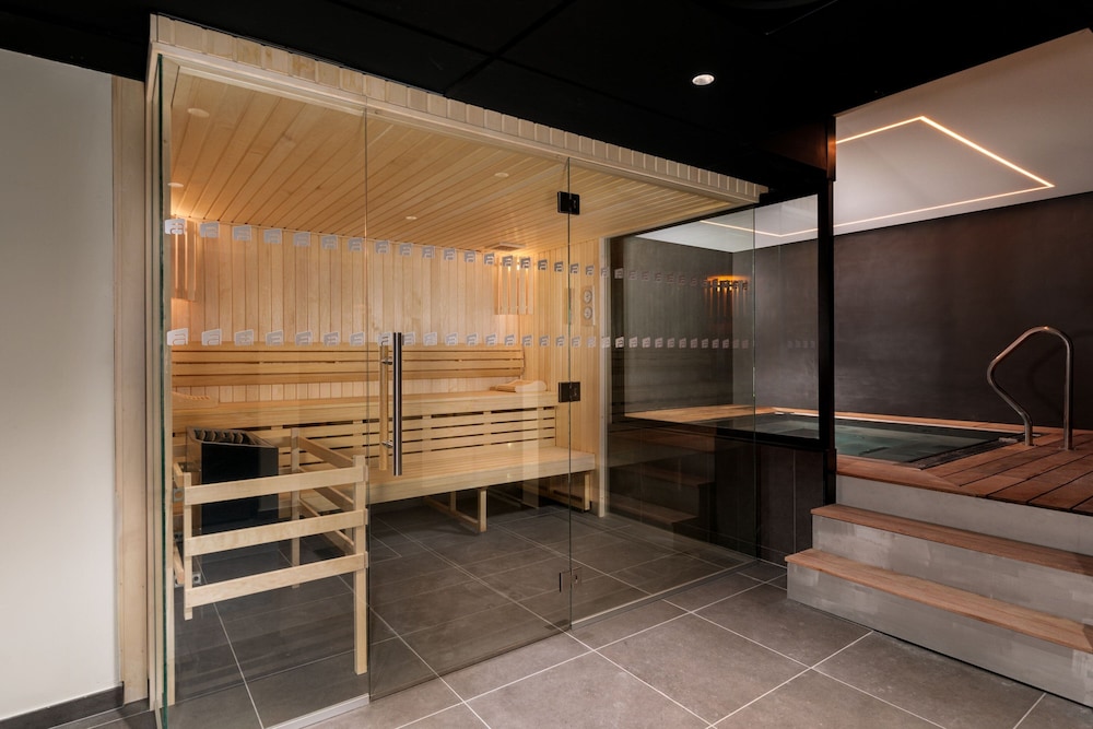 Aloft Hotel Dijon By Marriott 20/50