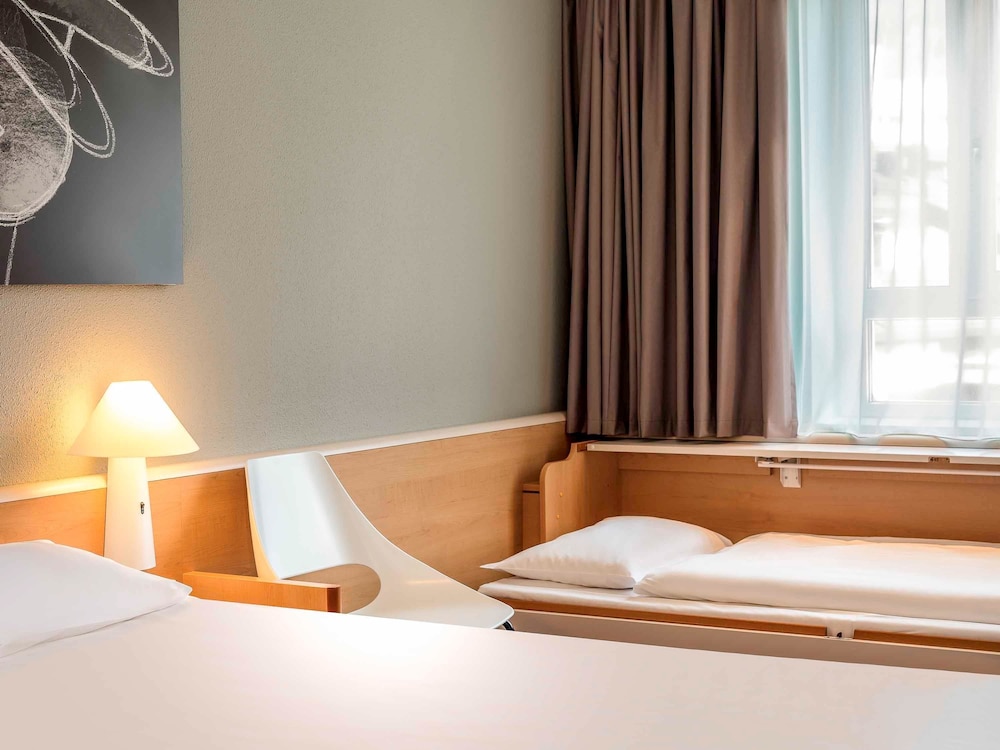 ibis Bregenz 12/49
