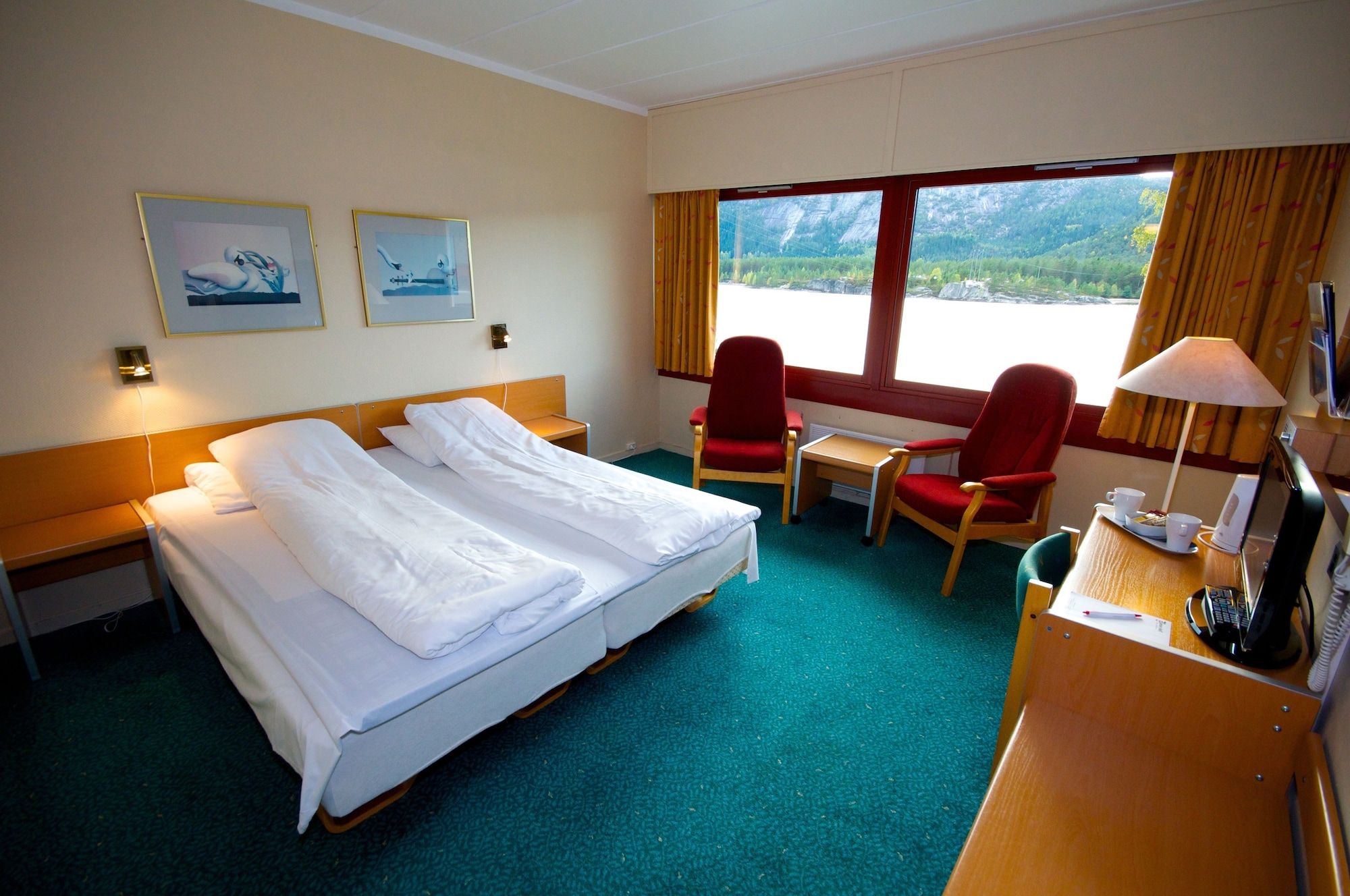 Standard, Single, Single Bed