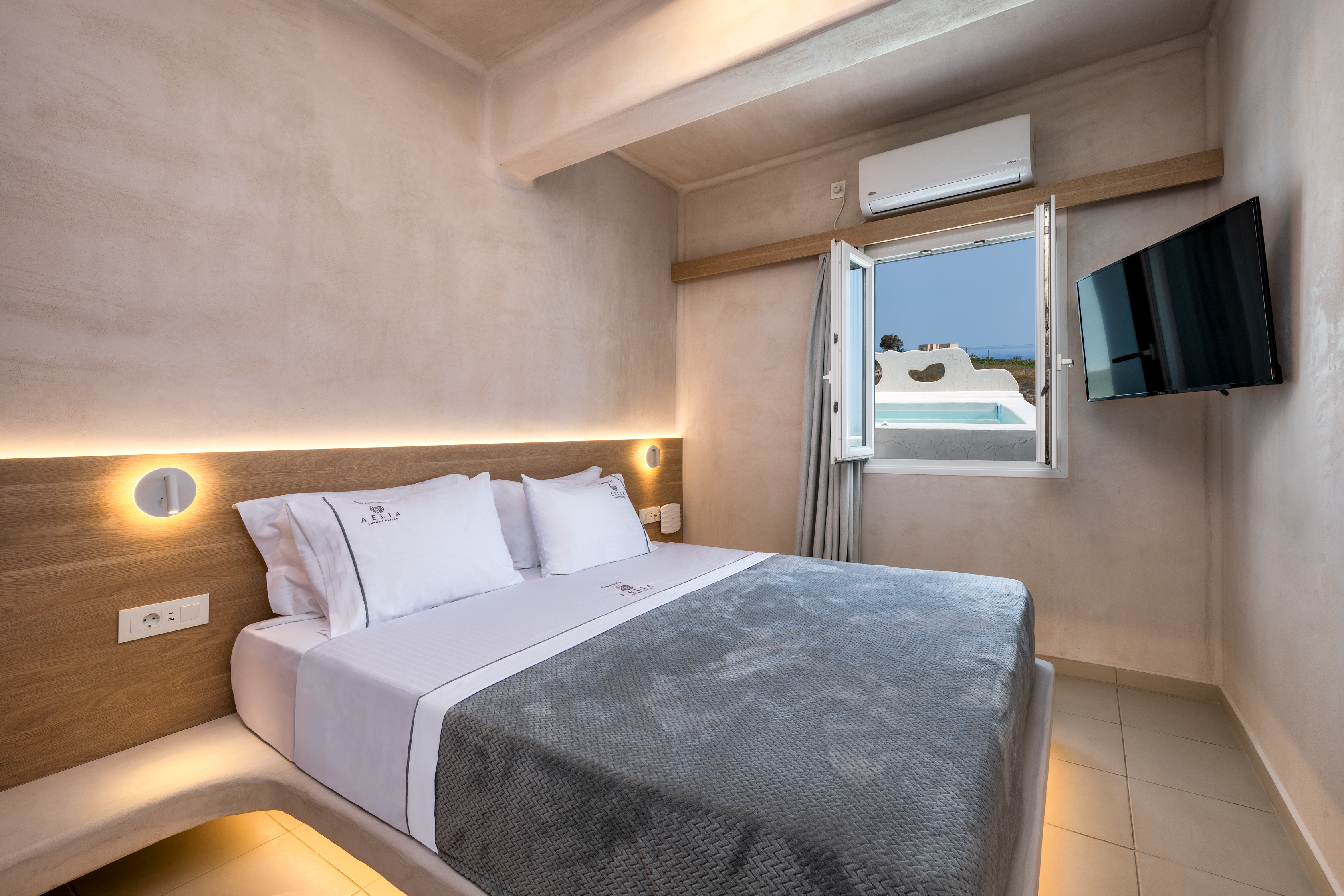 HONEYMOON, SUITE, SEA VIEW, OUTDOOR JETTED TUB