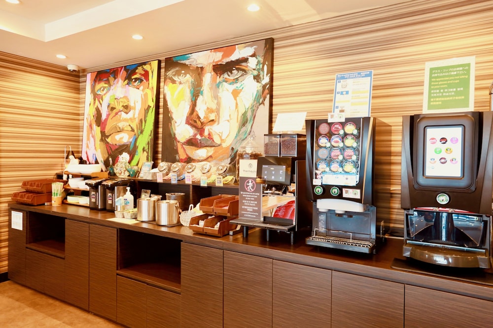 Hotel 88 Shinsaibashi 70/74