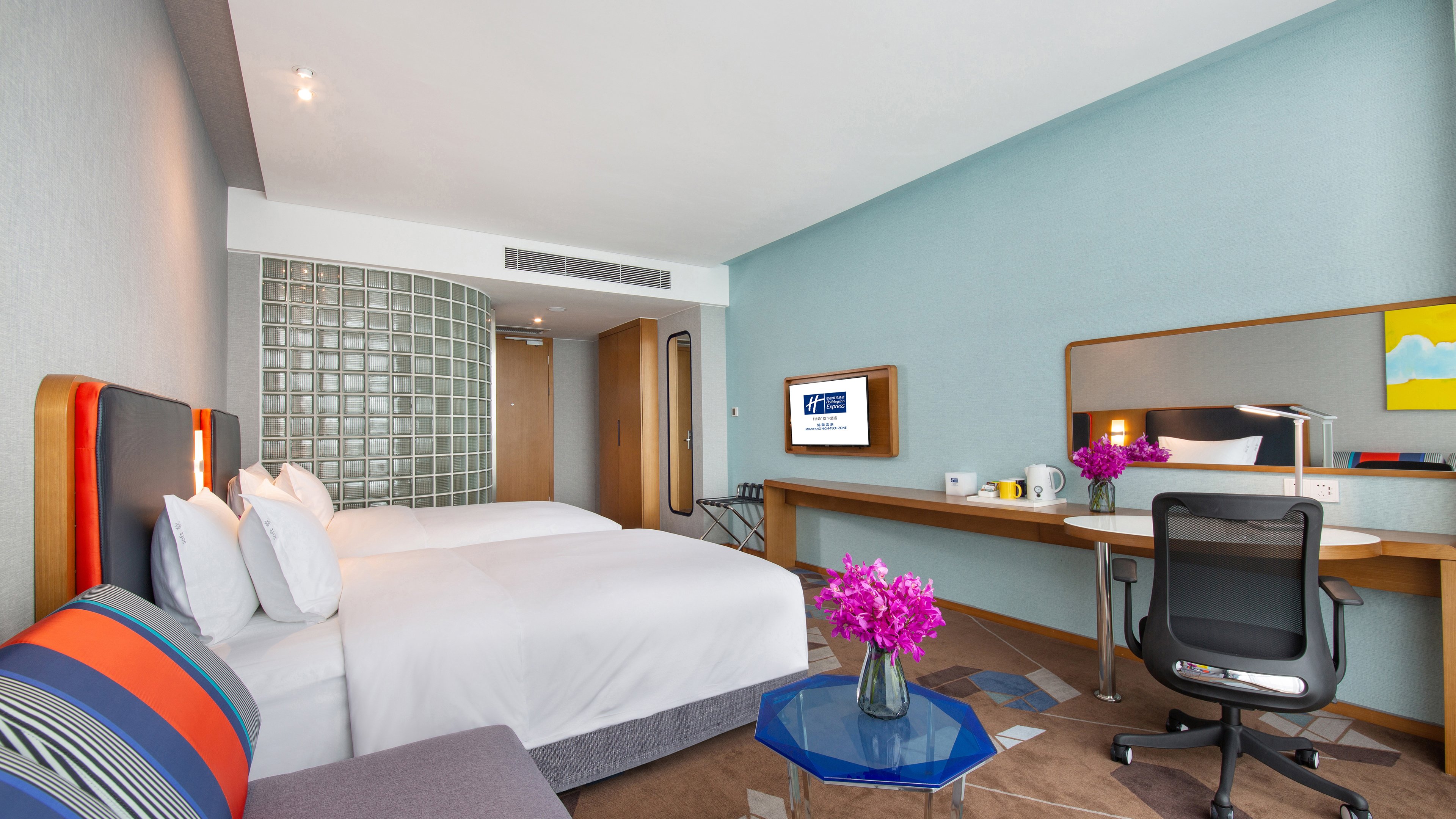 HOLIDAY INN EXPRESS MIANYANG HIGH-TECH ZONE 14/48