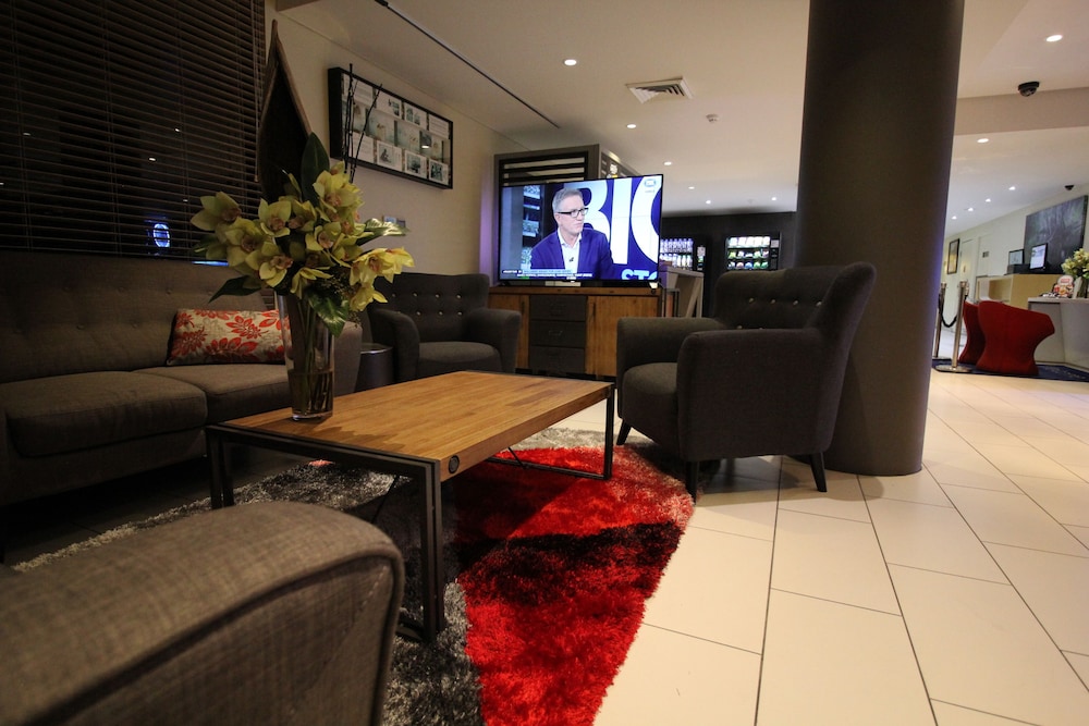 Ibis Newcastle 47/60