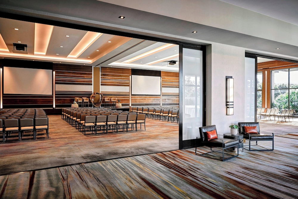 MARRIOTT IRVINE SPECTRUM 28/50