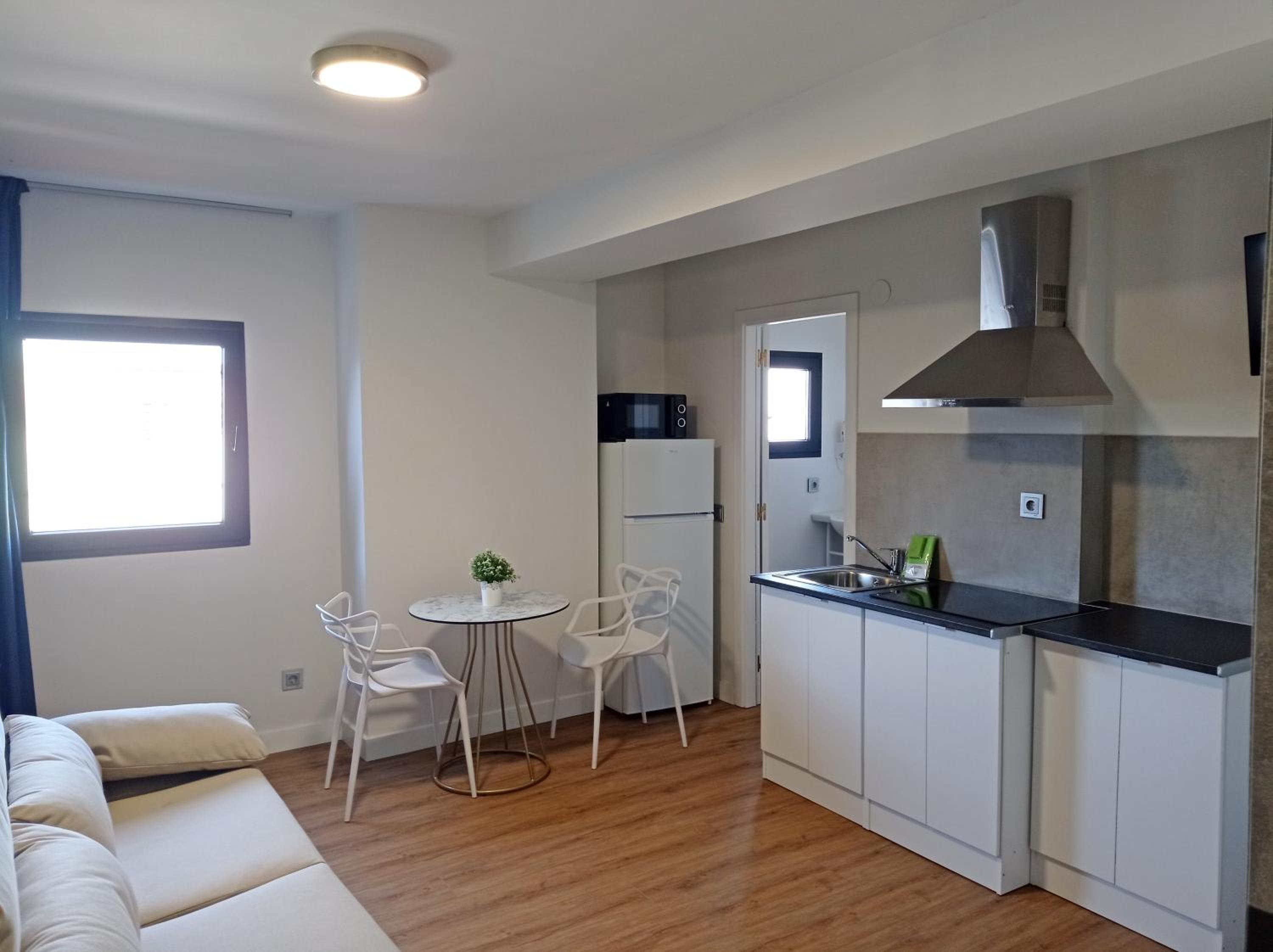 Hi Apartments Santander 3000 11/15