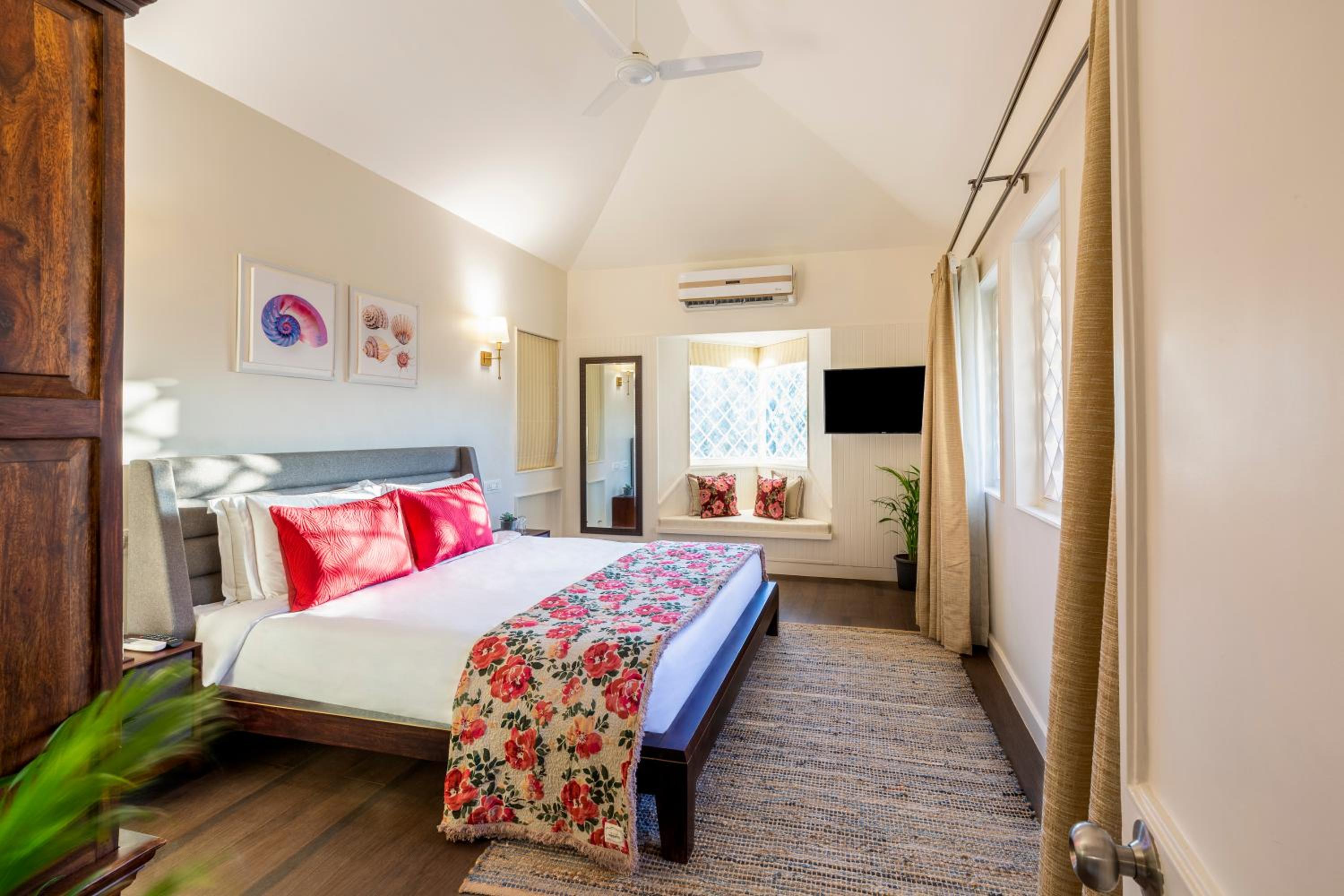 Beach House Madh Island Mumbai Ama Stays & Trails 4/36