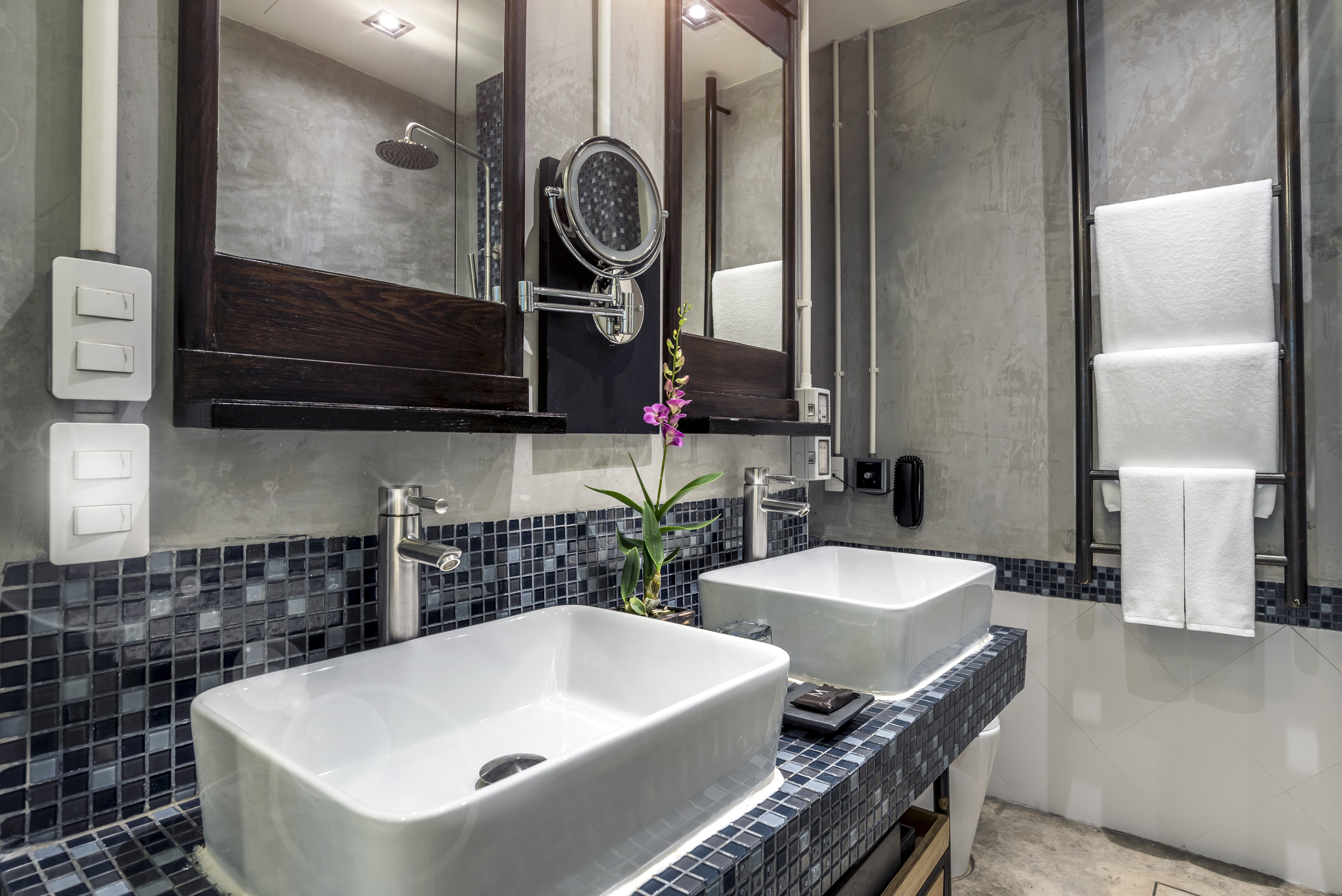 Bathroom at Pattaya Modus Beachfront Resort, PATTAYA