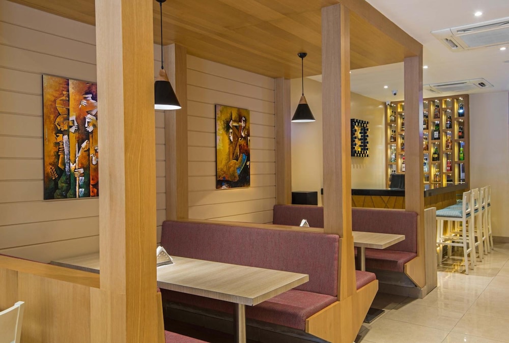 Kalinga Hotel 37/50
