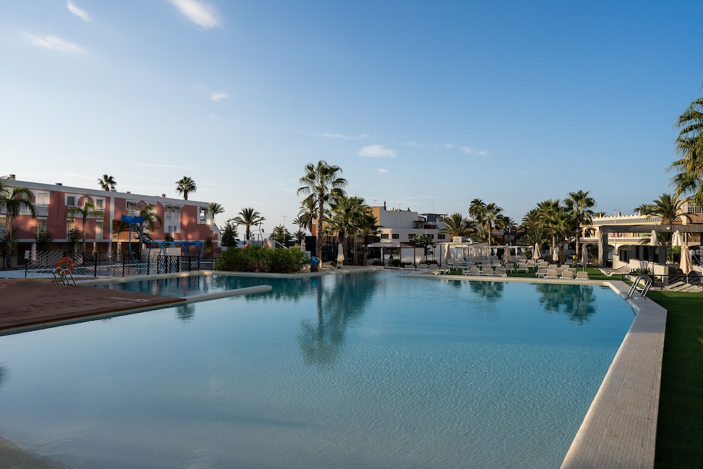 30 Degrees Hotel Dos Playas 24/50