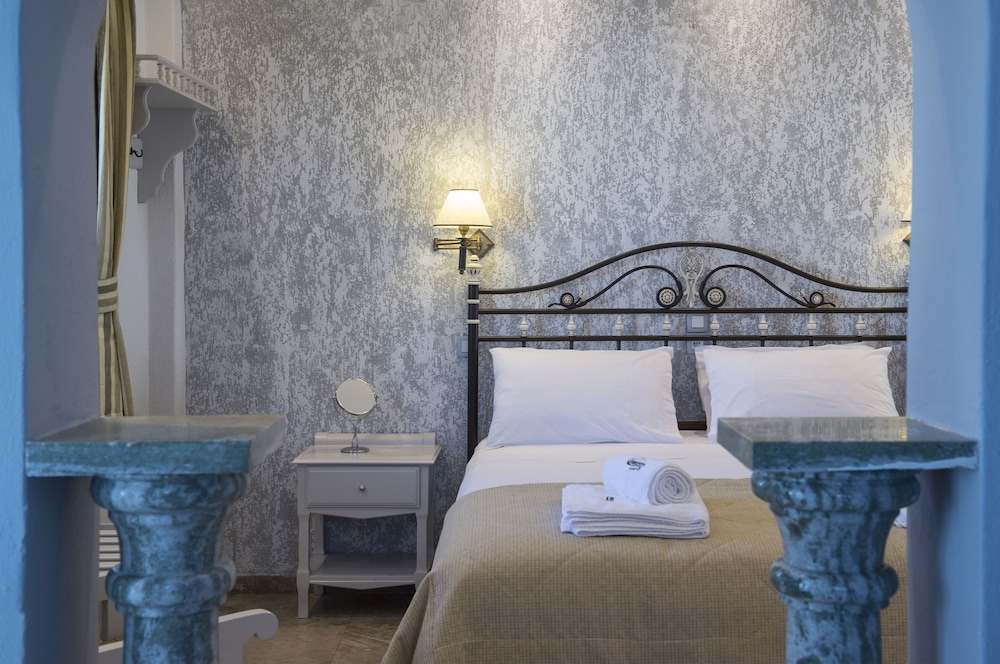 SUPERIOR, DOUBLE BED