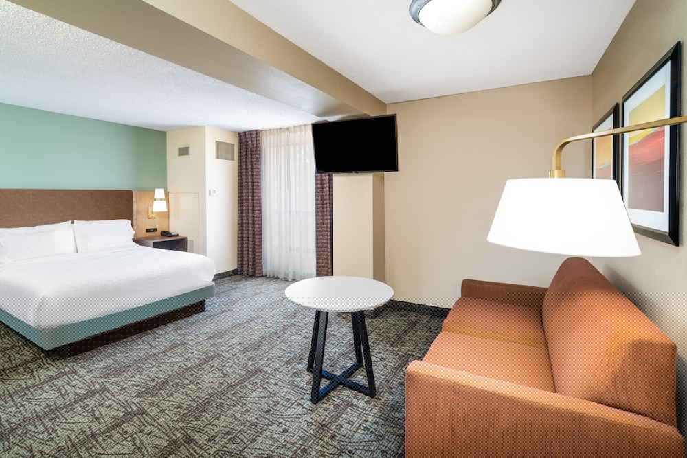 Staybridge Suites Memphis-Poplar Ave East 25/73