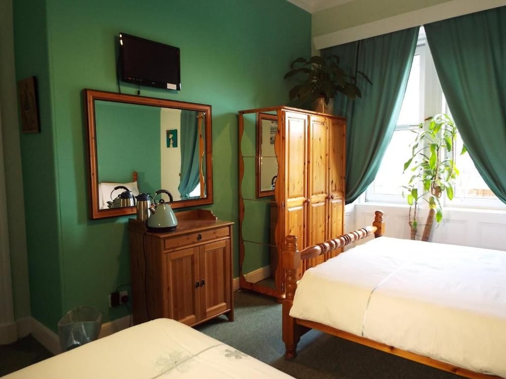 Badjao Bed and Breakfast 4/20
