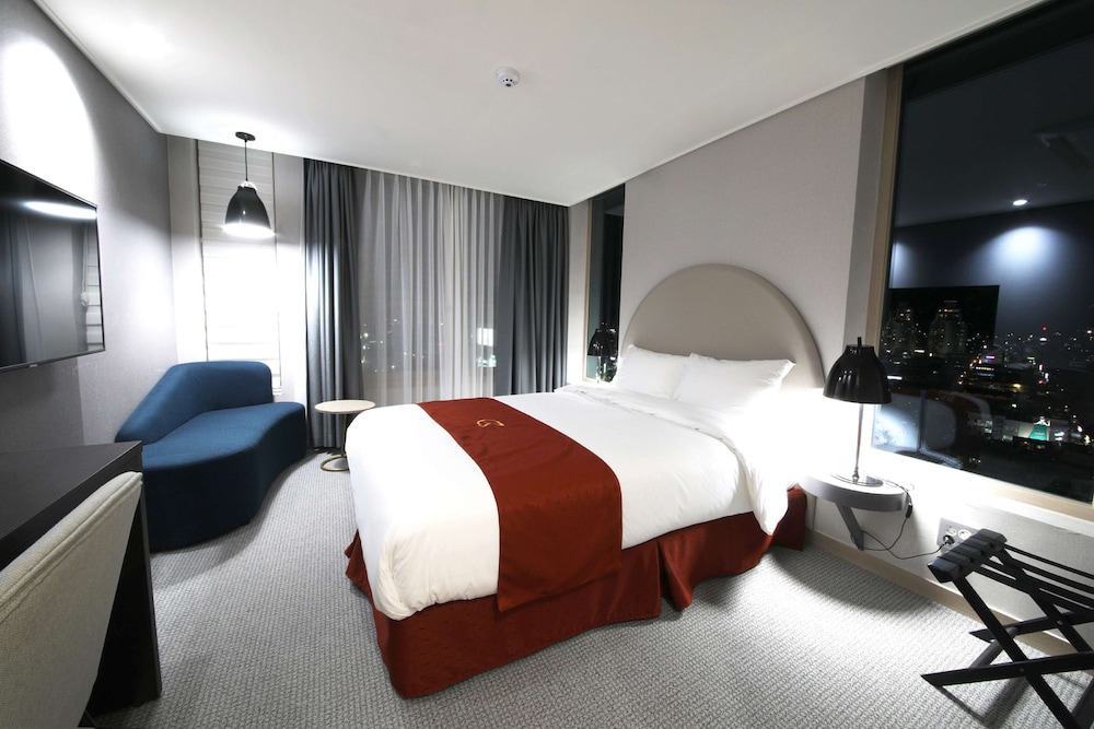 Golden Tulip Essential Namgang 22/49